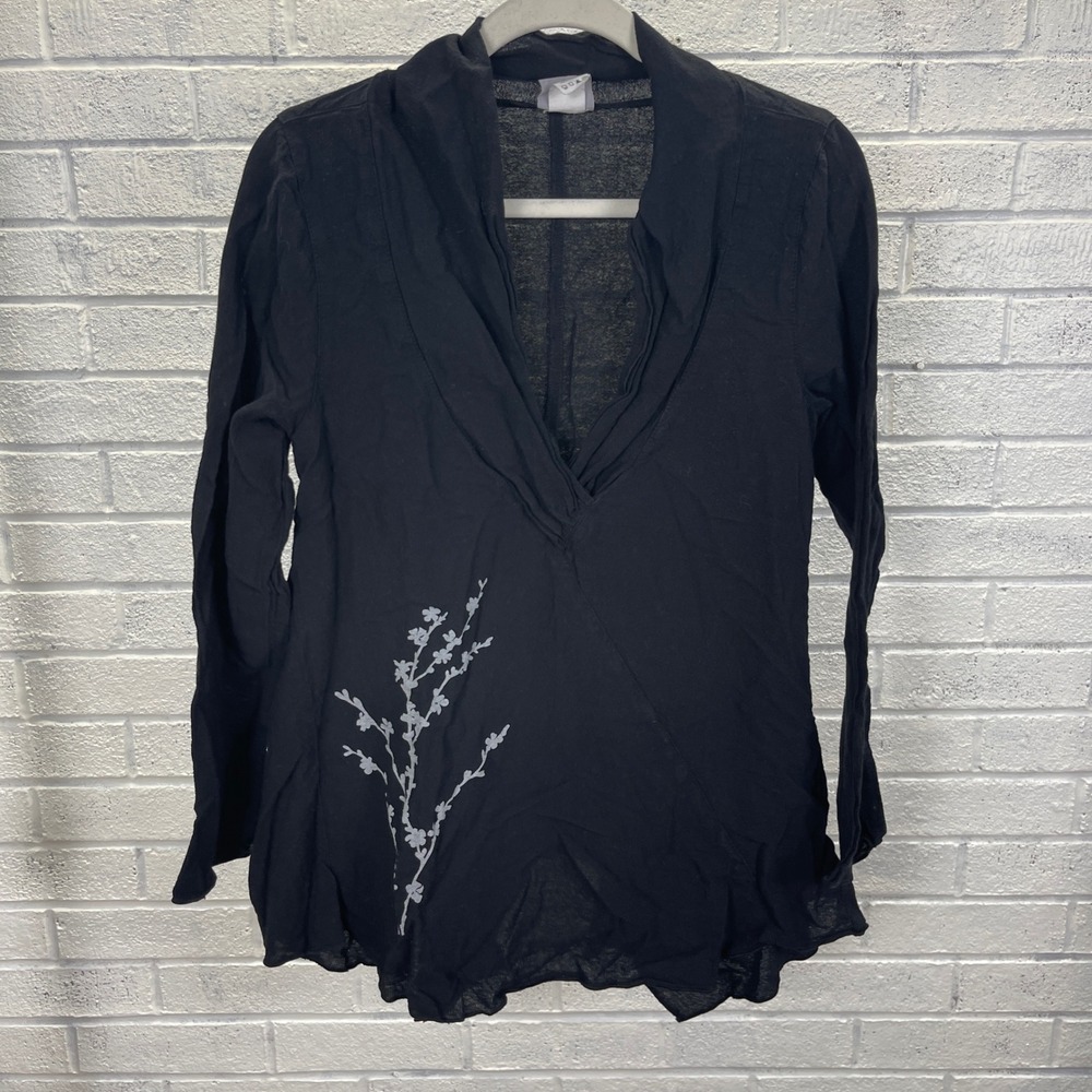 Indigo Artwear Tunic Top Womens M Black Floral Lagenlook Artsy Whimsigoth
